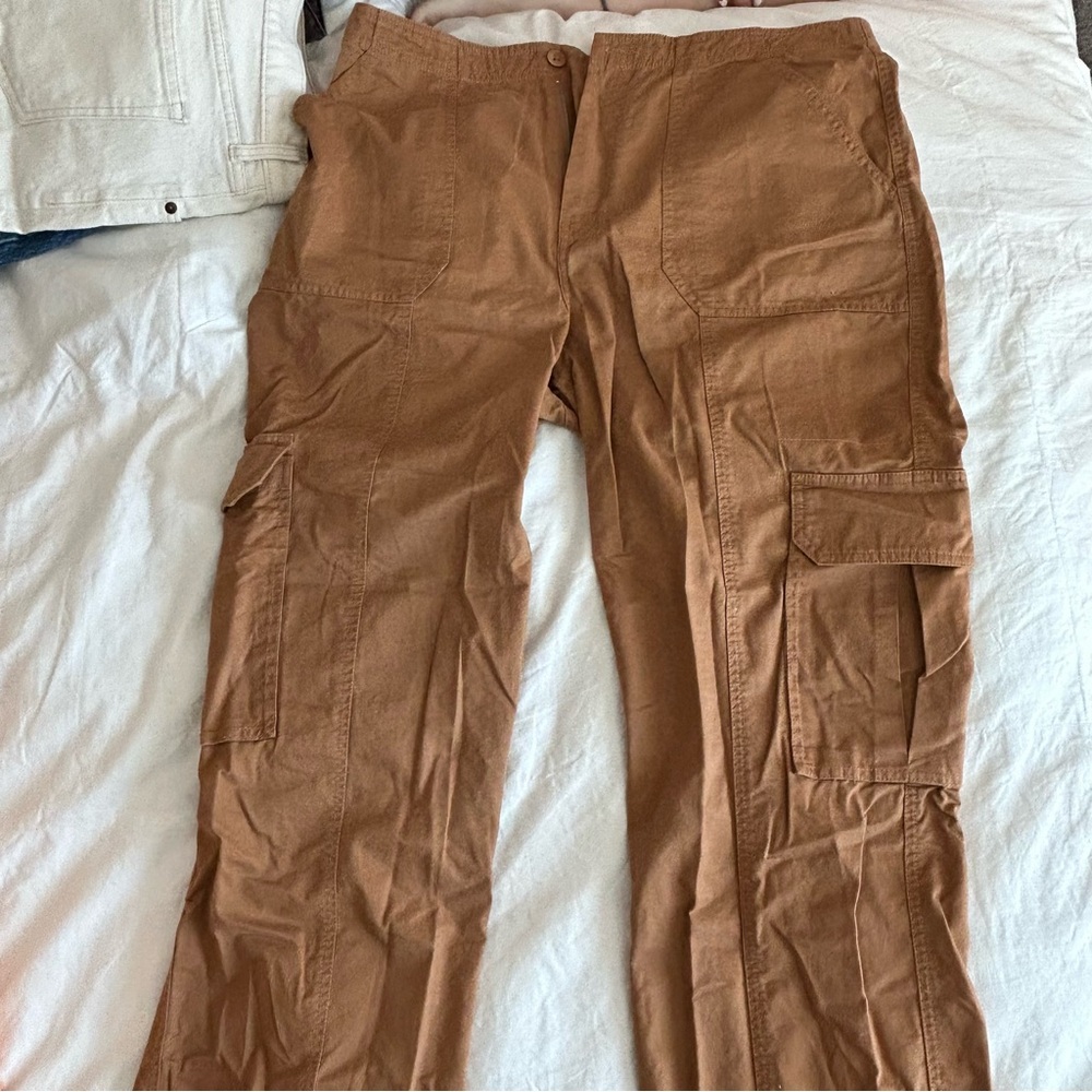 Abercrombie and Fitch Cargo Pants